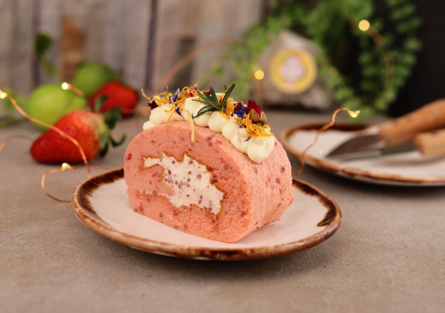 Baking - Cake Roll - Strawberry Slice 02